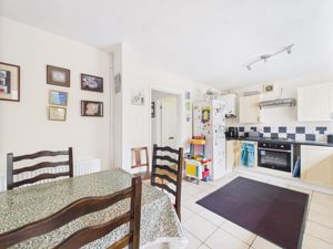 Kitchen- click for photo gallery